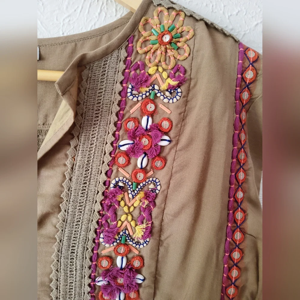 Anthropologie - Embroidered Top with Puka Shells, Beading & Crocheted Lace - Picture 2 of 5